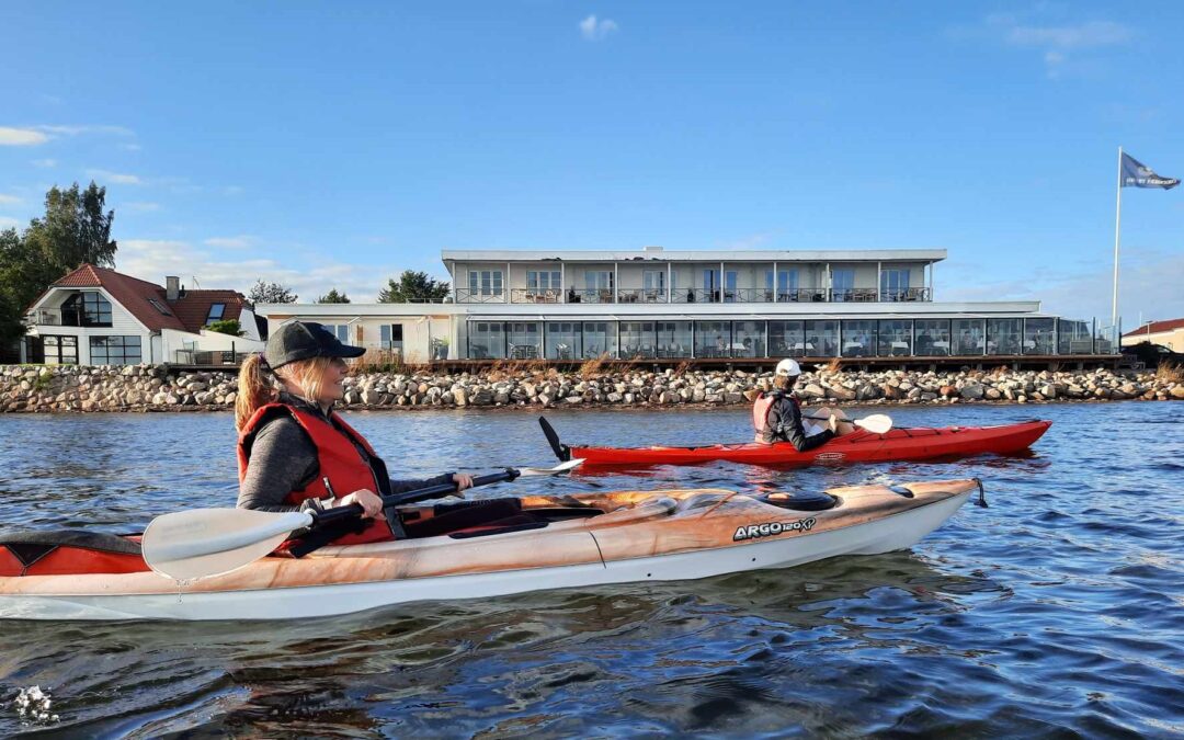 Kajaktur på Holbæk Fjord – aftentur med middag på Hørby Færgekro